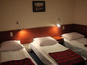 Hotel Julianow 2*