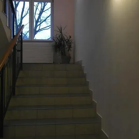 Julianow Hotel 2*