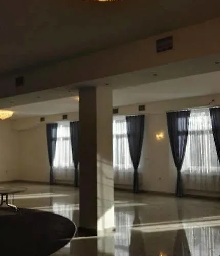 Julianów Hotel Varsóvia