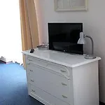 Julianow 2*