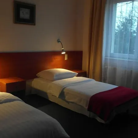 Hotel Julianow 2*